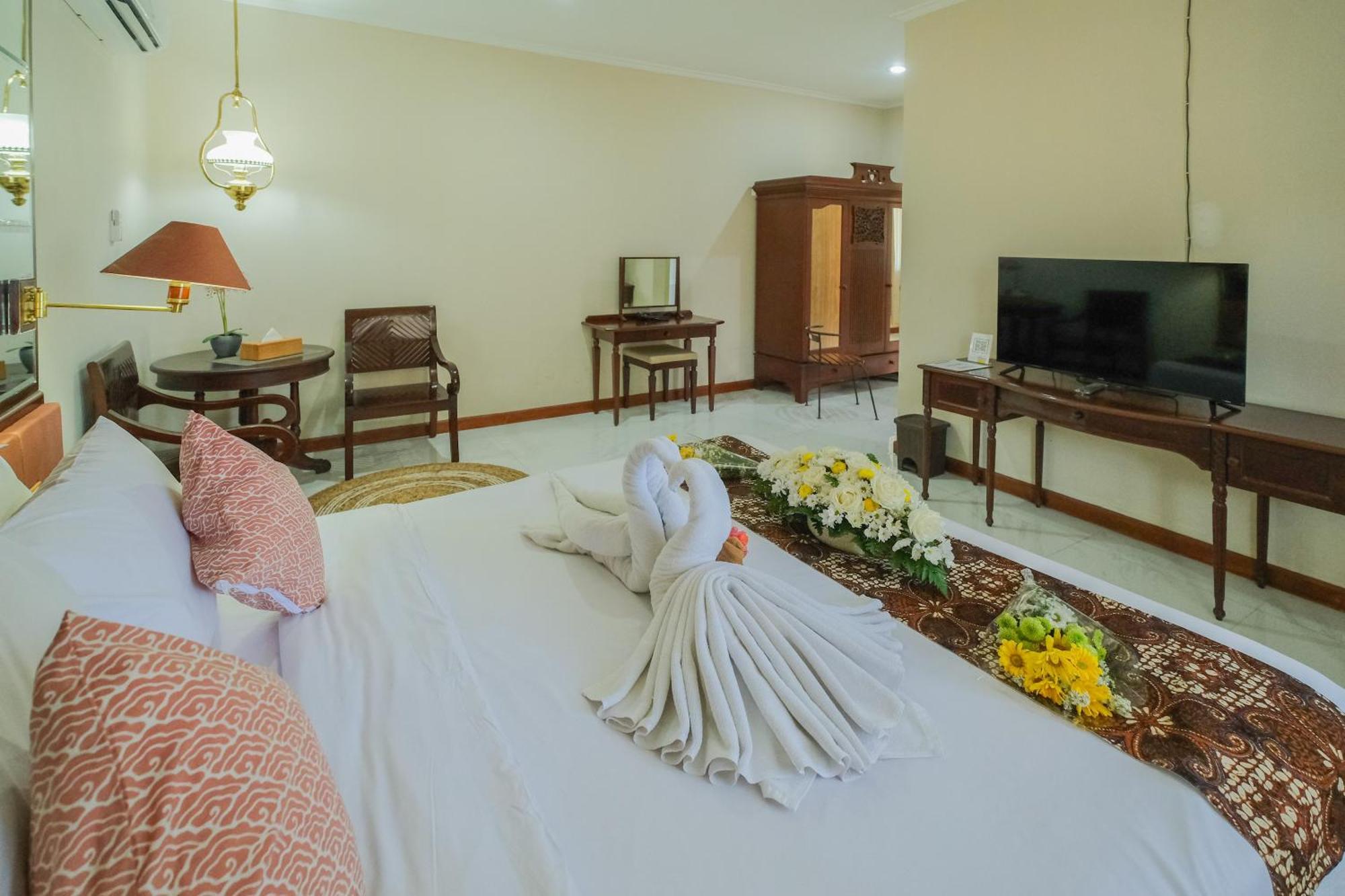 Royal Brongto Hotel Yogyakarta Eksteriør billede
